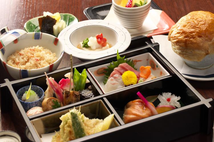 日本料理 ひら井