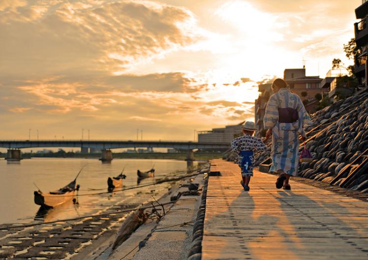 夏の夕暮れの1ページ/小林 淳