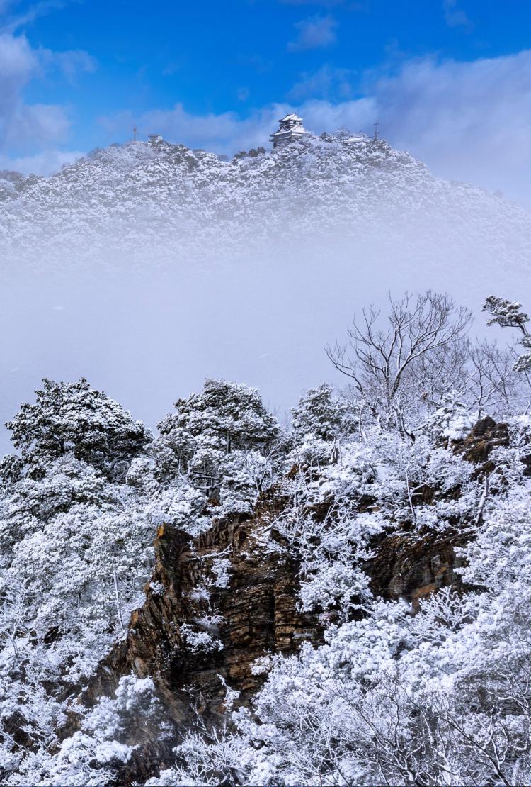 雪の岐阜城/福田 弘二