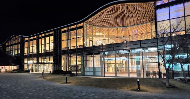 みんなの森 ぎふメディアコスモス